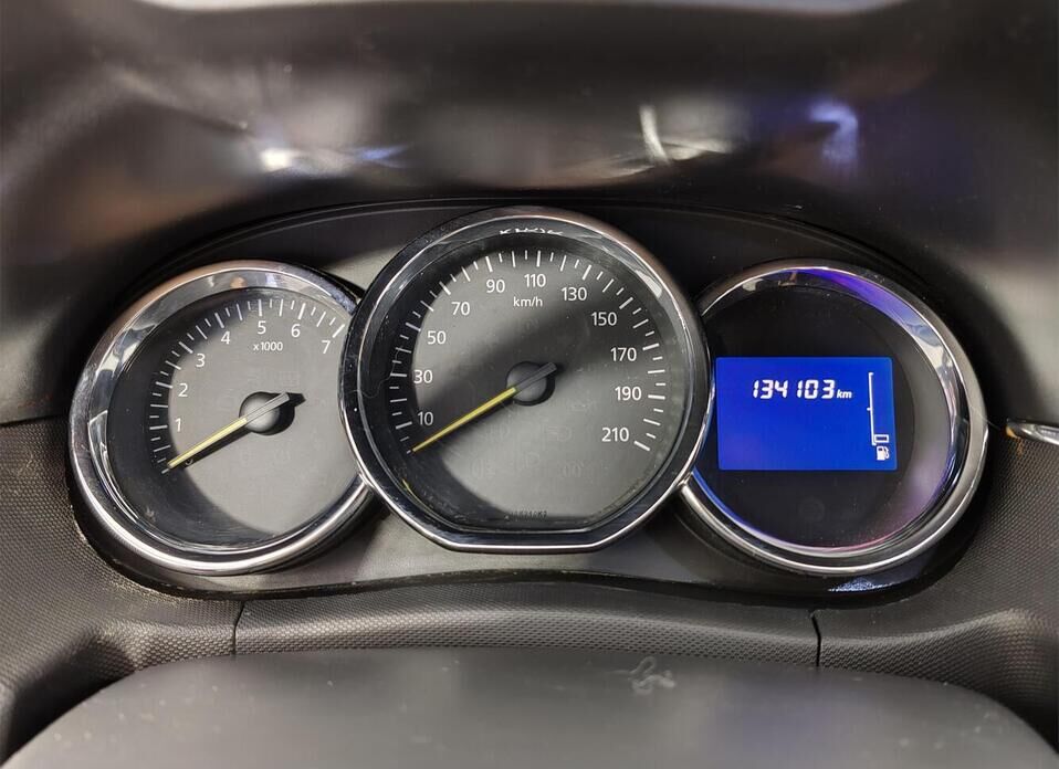 Renault Duster 2.0 AT (143 л.с.) 4WD