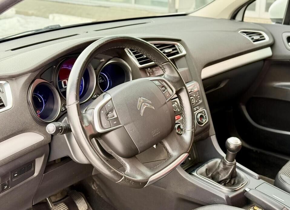 Citroen C4, II 1.6 MT (115 л.с.)