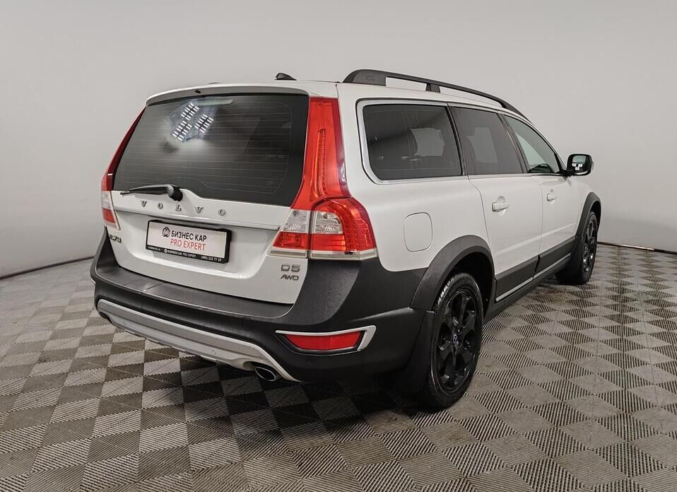 Volvo XC70, II Рестайлинг 2.4d AT (215 л.с.) 4WD