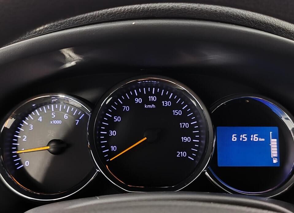 Renault Logan, II 1.6 MT (113 л.с.)