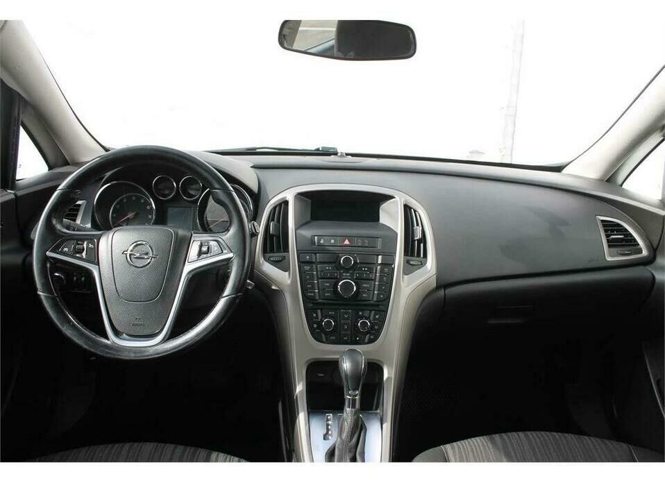 Opel Astra 1.4 AT (140 л.с.)