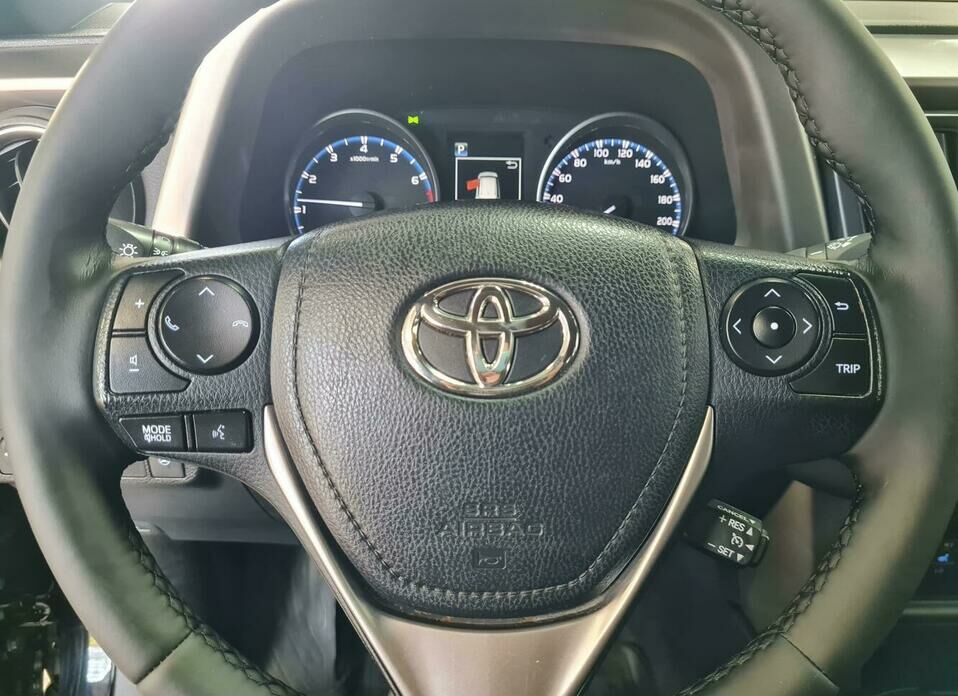 Toyota RAV4 2.0 CVT (146 л.с.)