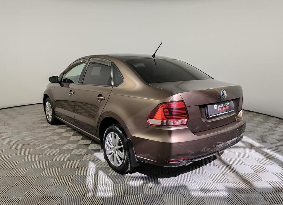 Volkswagen Polo, V Рестайлинг 1.6 AT (110 л.с.)