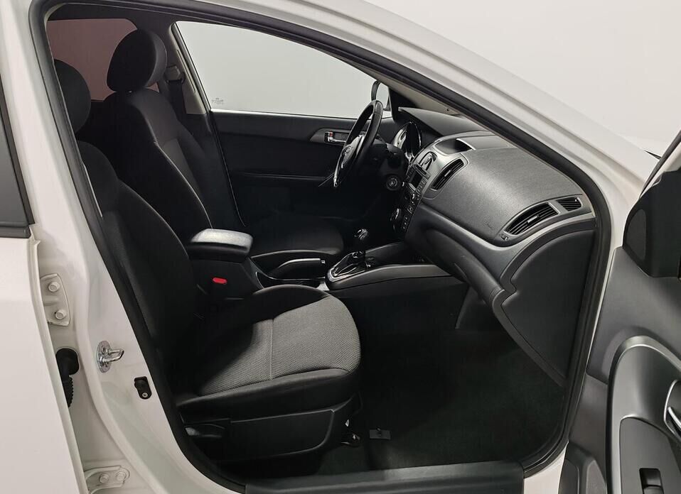 Kia Cerato, II 1.6 AT (126 л.с.)
