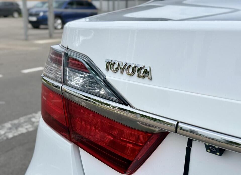 Toyota Camry, VII (XV50) Рестайлинг 2.5 AT (181 л.с.)