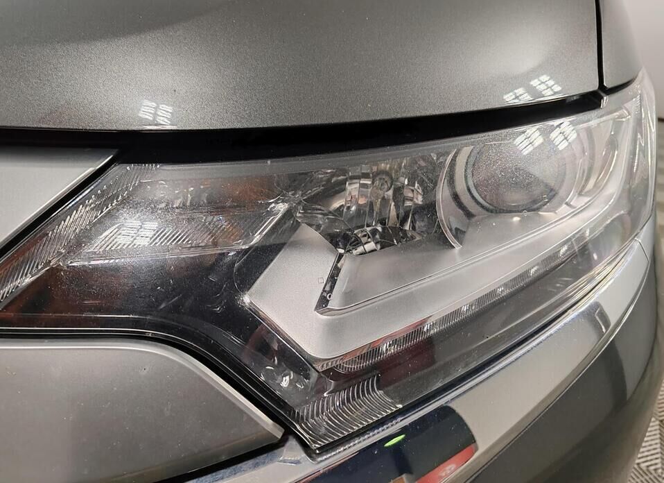Mitsubishi Outlander, III Рестайлинг 3 2.0 CVT (146 л.с.)