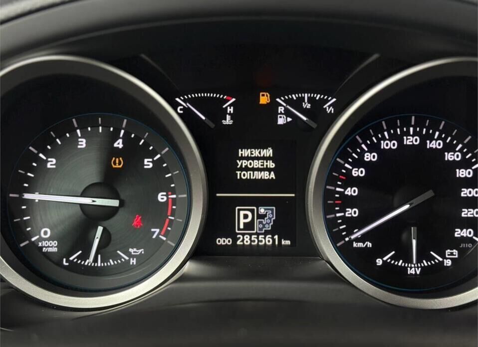 Toyota Land Cruiser 4.6 AT (309 л.с.) 4WD