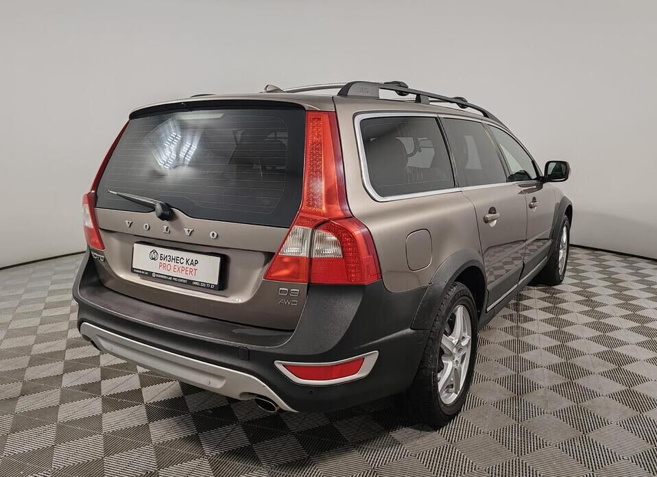 Volvo XC70, II 2.4d AT (163 л.с.) 4WD