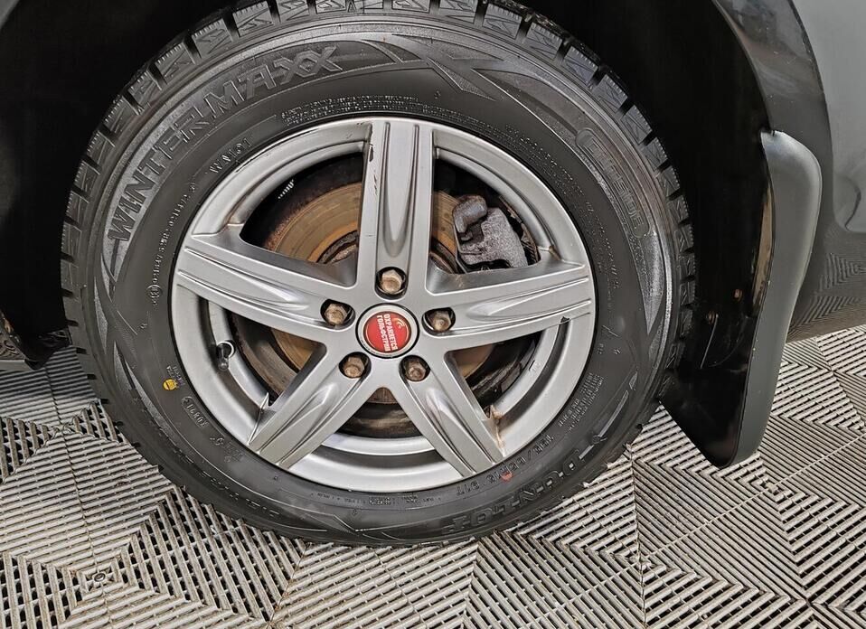 Ford Focus, II Рестайлинг 1.8 MT (125 л.с.)