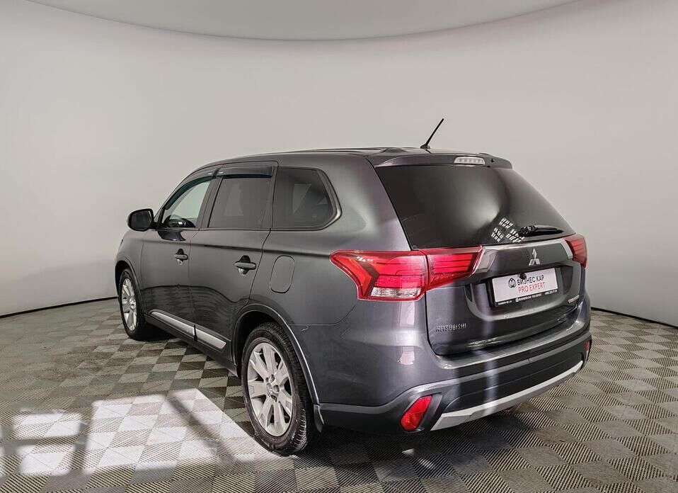 Mitsubishi Outlander, III Рестайлинг 2 2.0 CVT (146 л.с.)