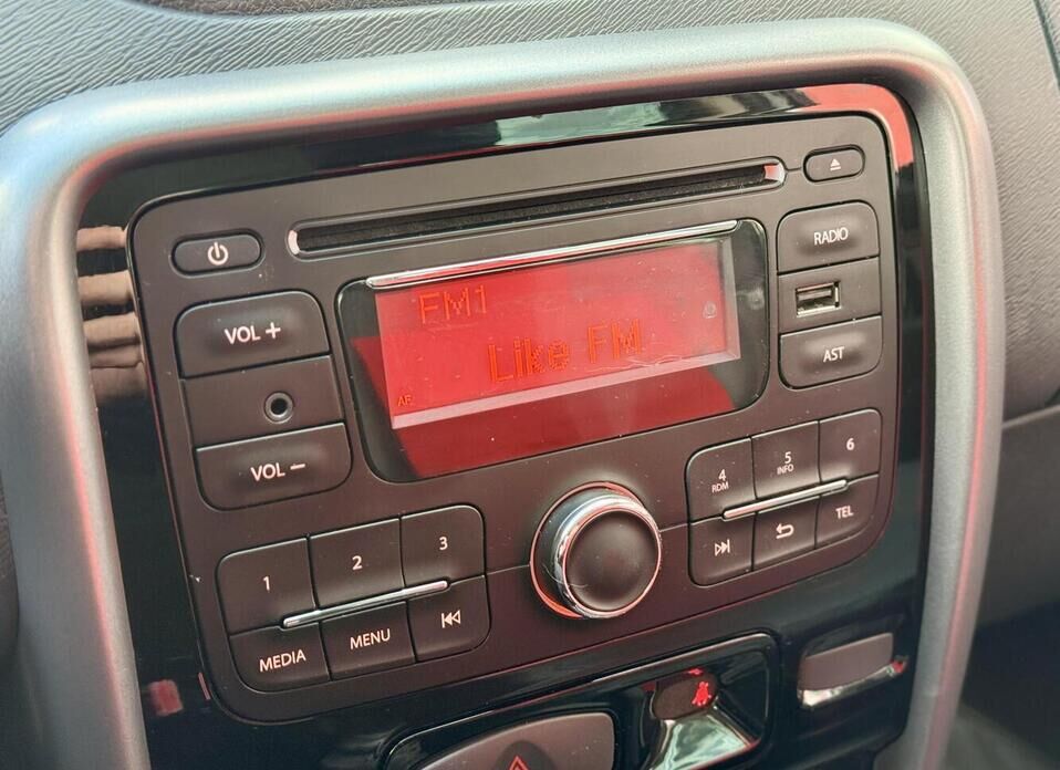 Renault Duster, I 2.0 MT (135 л.с.) 4WD