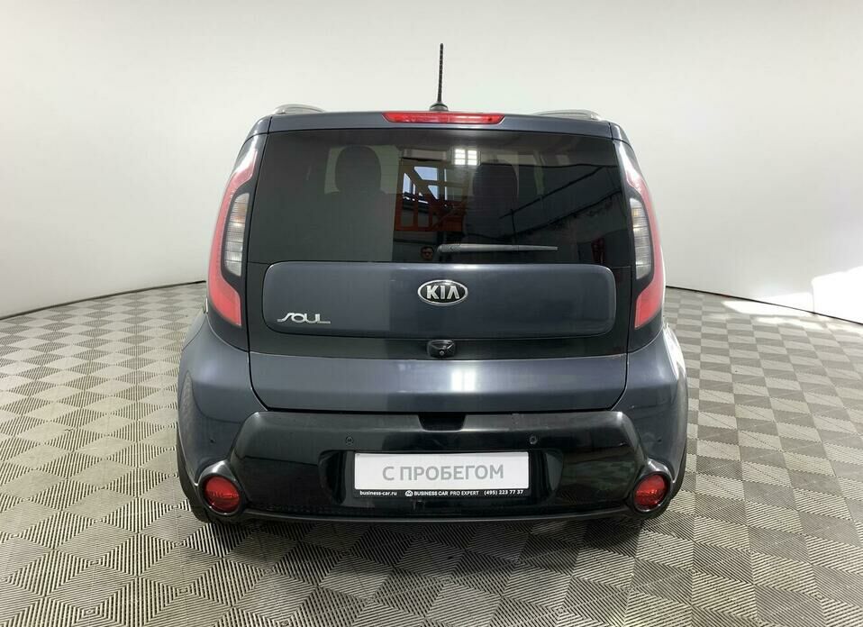 Kia Soul 1.6 AT (132 л.с.)