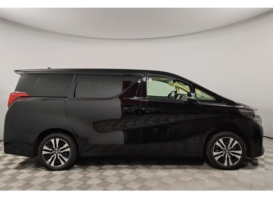 Toyota Alphard, III Рестайлинг 3.5 AT (300 л.с.)