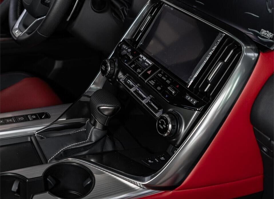 Lexus LX, IV 600 3.5 AT (415 л.с.) 4WD