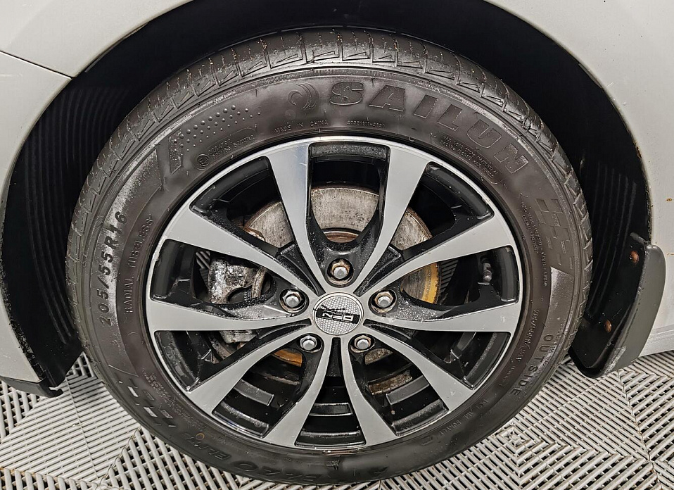 Kia Ceed, II 1.6 AT (129 л.с.)