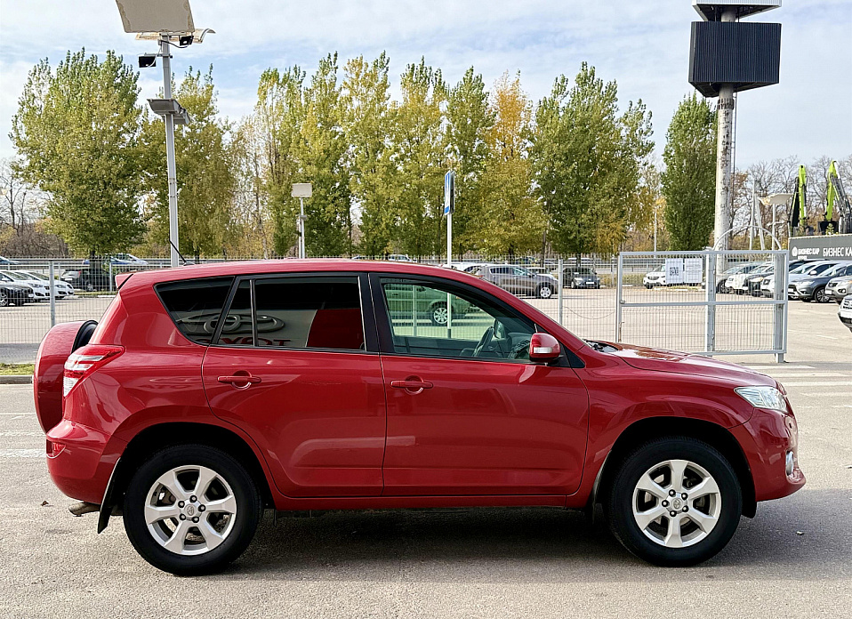 Toyota RAV4, IV (CA40) 2.0 CVT (146 л.с.) 4WD