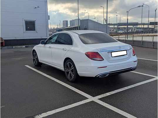 Mercedes-Benz E-Класс, 2019 г., 160 882 км