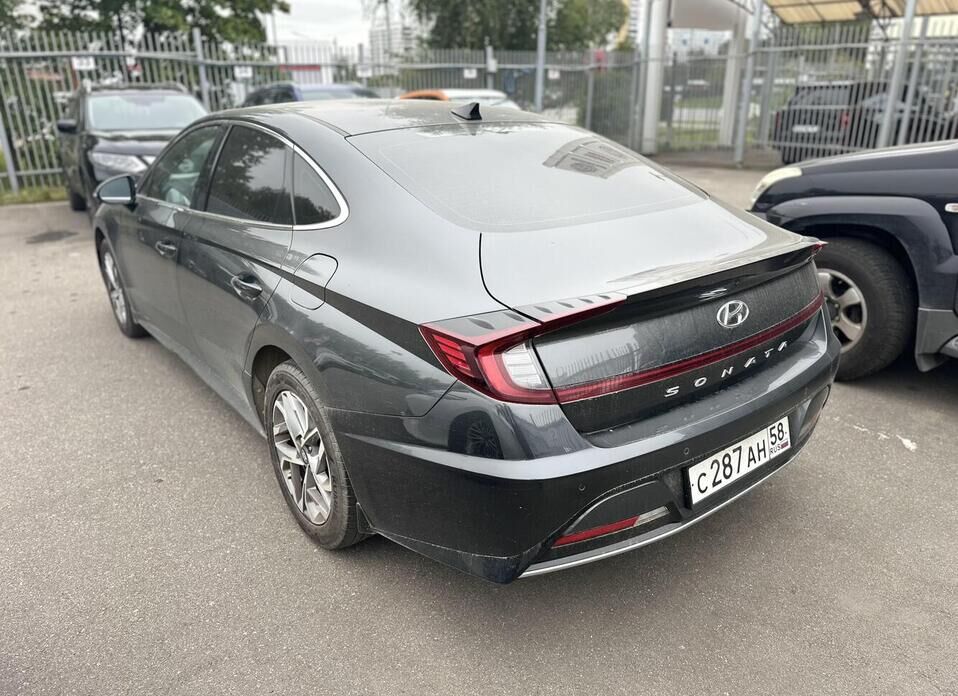 Hyundai Sonata 2.0 AT (150 л.с.)