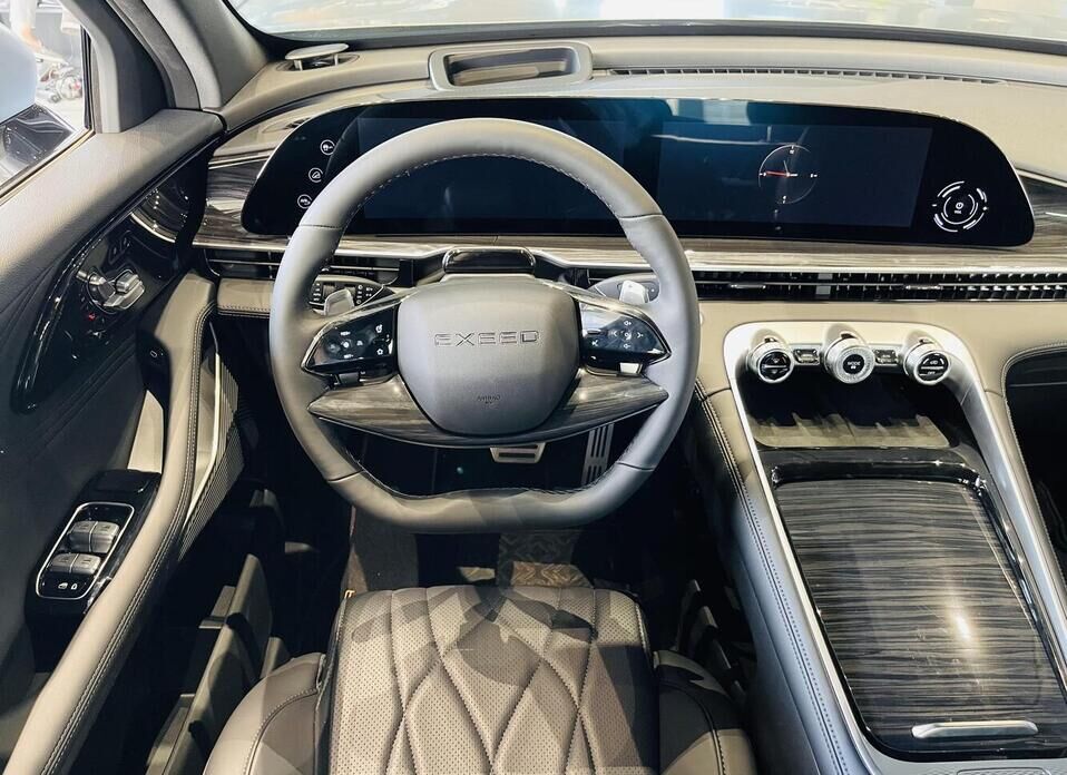 EXEED RX 2.0 AMT (197 л.с.) 4WD