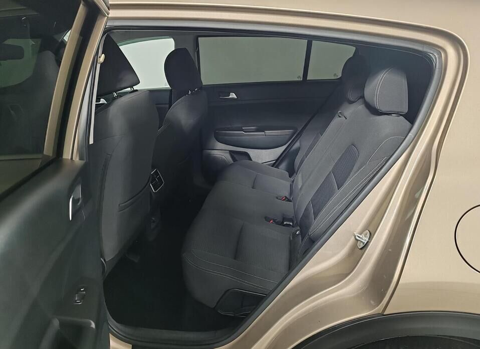 Kia Sportage, IV 2.0 AT (150 л.с.) 4WD