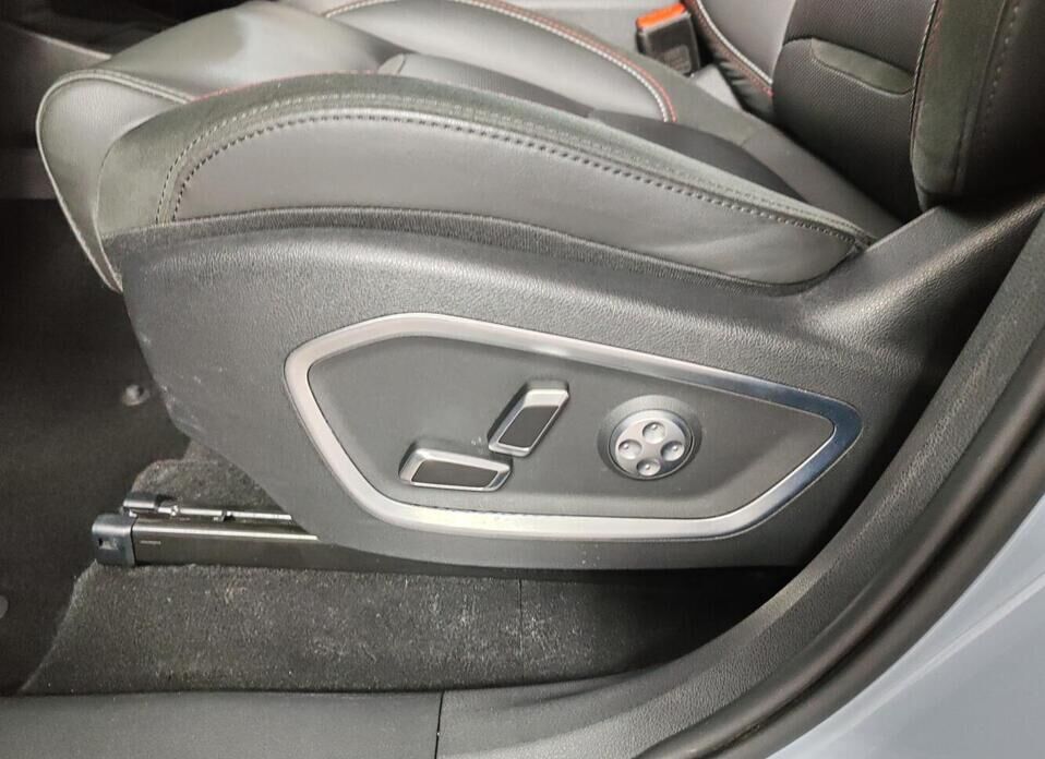 Geely Tugella 2.0 AT (238 л.с.) 4WD