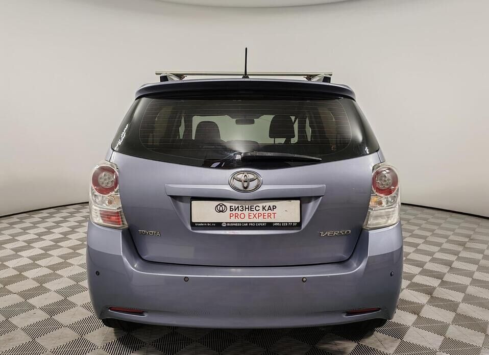 Toyota Verso, I 1.8 CVT (147 л.с.)