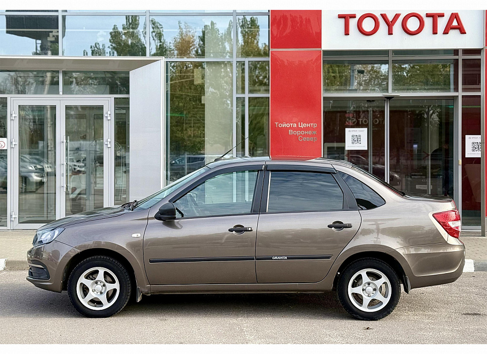 LADA (ВАЗ) Granta, I Рестайлинг 1.6 MT (87 л.с.)