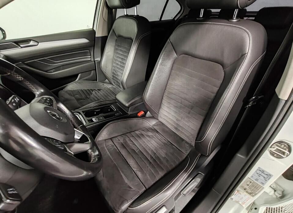Volkswagen Passat, B8 Рестайлинг 1.4 AMT (150 л.с.)