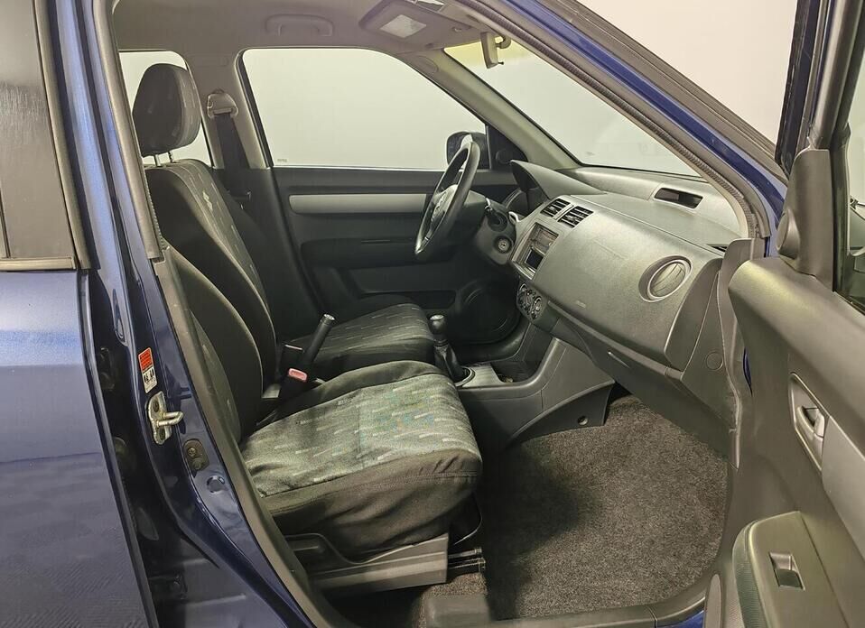 Suzuki Swift, III 1.3 MT (92 л.с.)