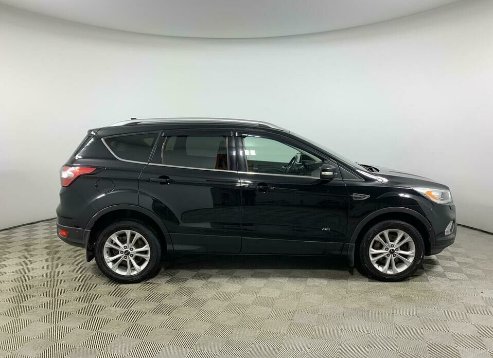 Ford Kuga 1.5 AT (182 л.с.) 4WD