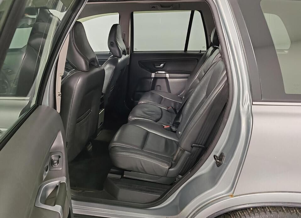 Volvo XC90 2.4d AT (185 л.с.) 4WD