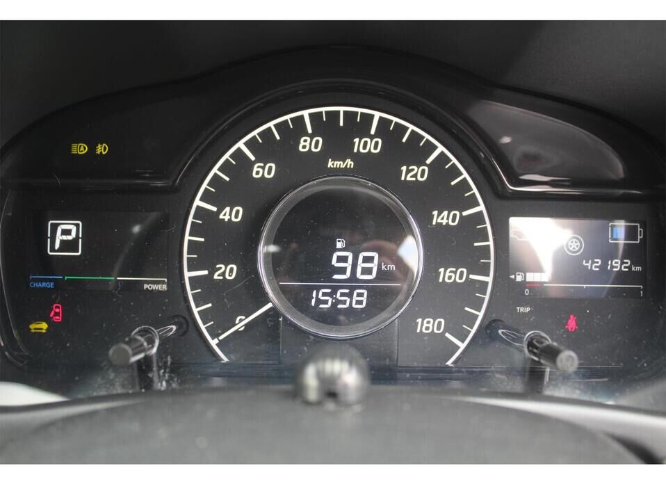Nissan Note 1.2 CVT (98 л.с.)