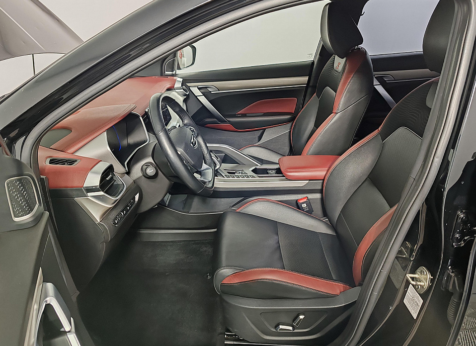 Geely Coolray, I 1.5 AMT (150 л.с.)