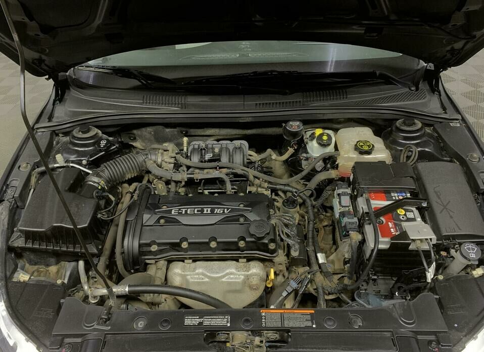 Chevrolet Cruze 1.6 MT (109 л.с.)