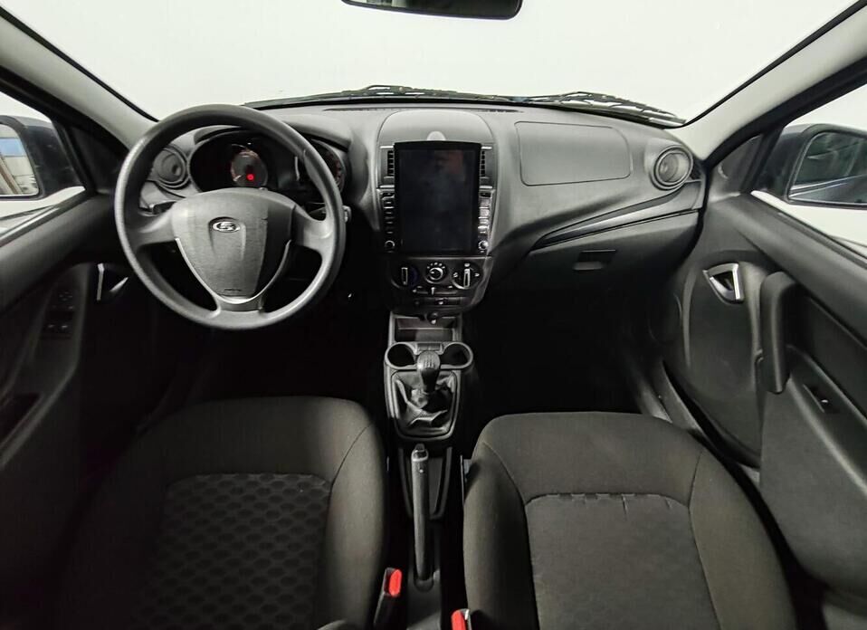 LADA (ВАЗ) Granta, I Рестайлинг 1.6 MT (90 л.с.)