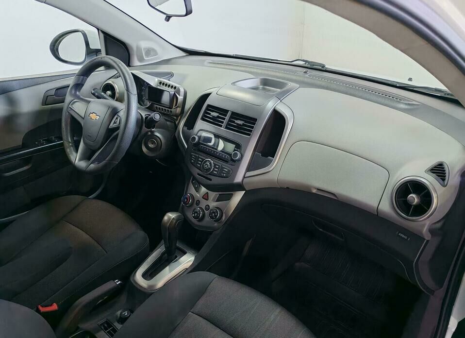 Chevrolet Aveo 1.6 AT (115 л.с.)