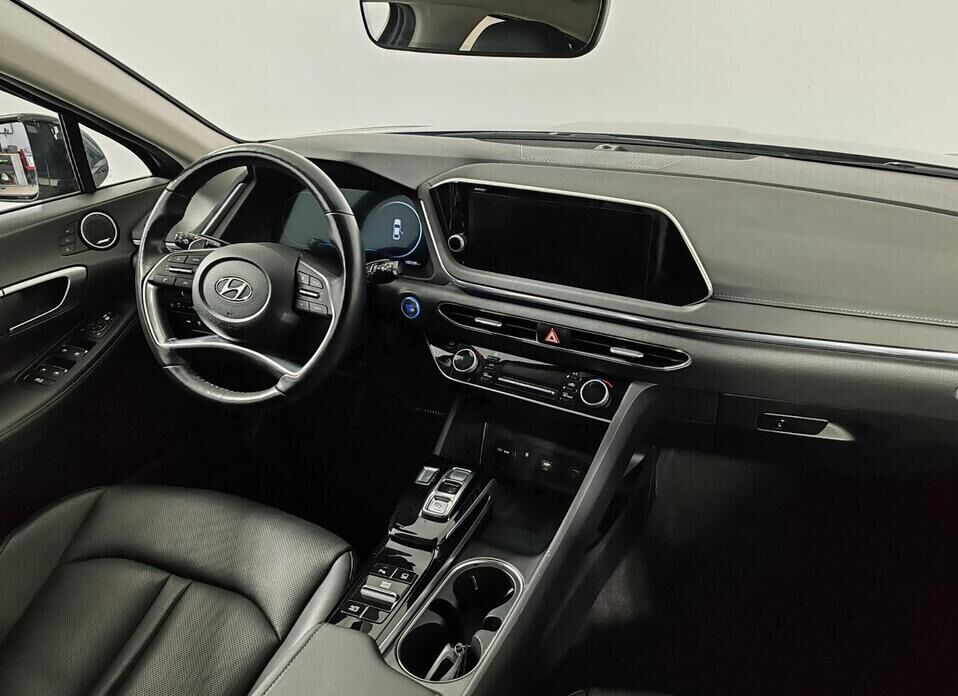 Hyundai Sonata, VIII (DN8) 2.0 AT (150 л.с.)