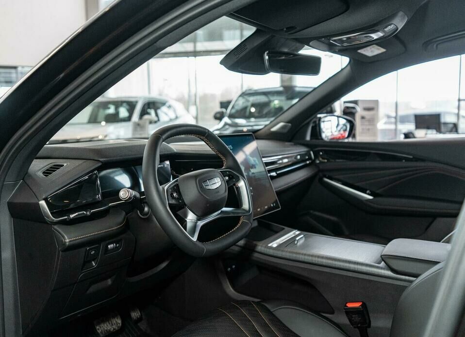 Geely Preface 2.0 AMT (200 л.с.)