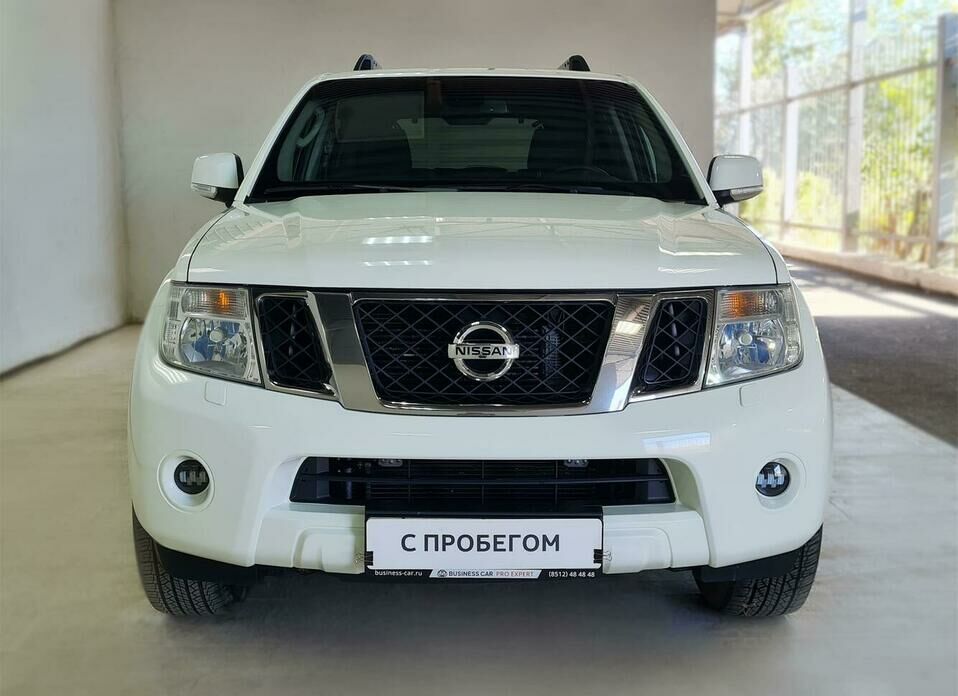 Nissan Pathfinder 2.5d AT (190 л.с.) 4WD