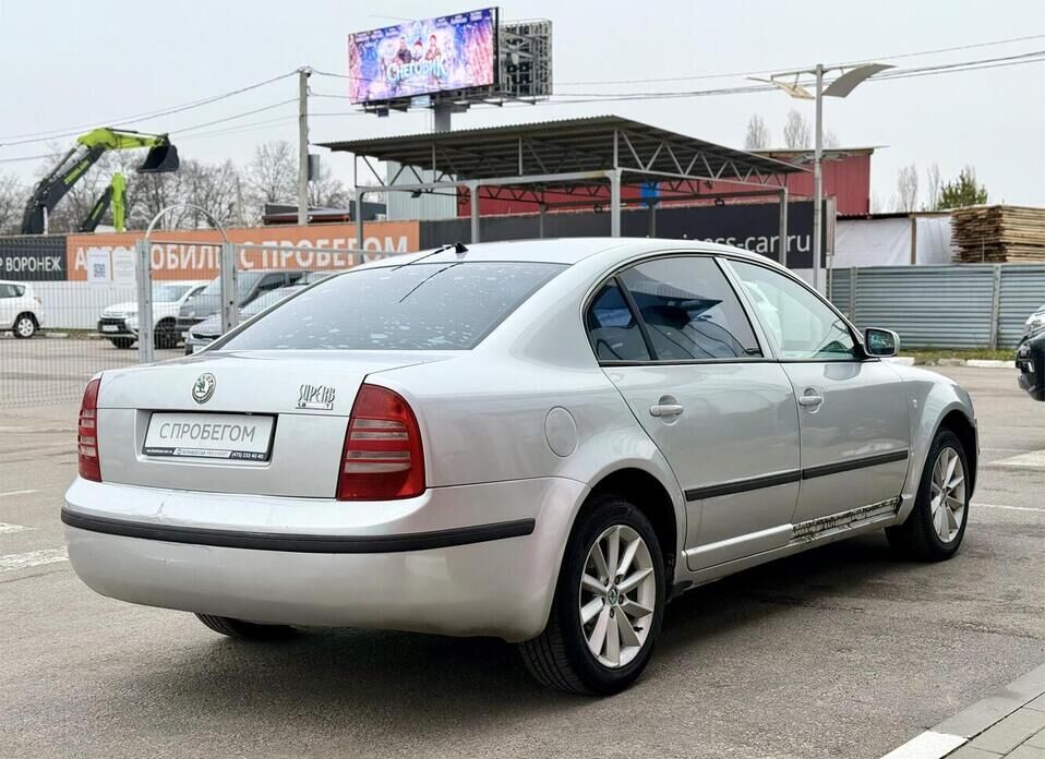 Skoda Superb, I 1.8 MT (150 л.с.)