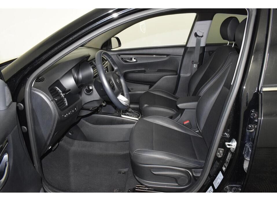 Kia Rio X-Line 1.6 AT (123 л.с.)