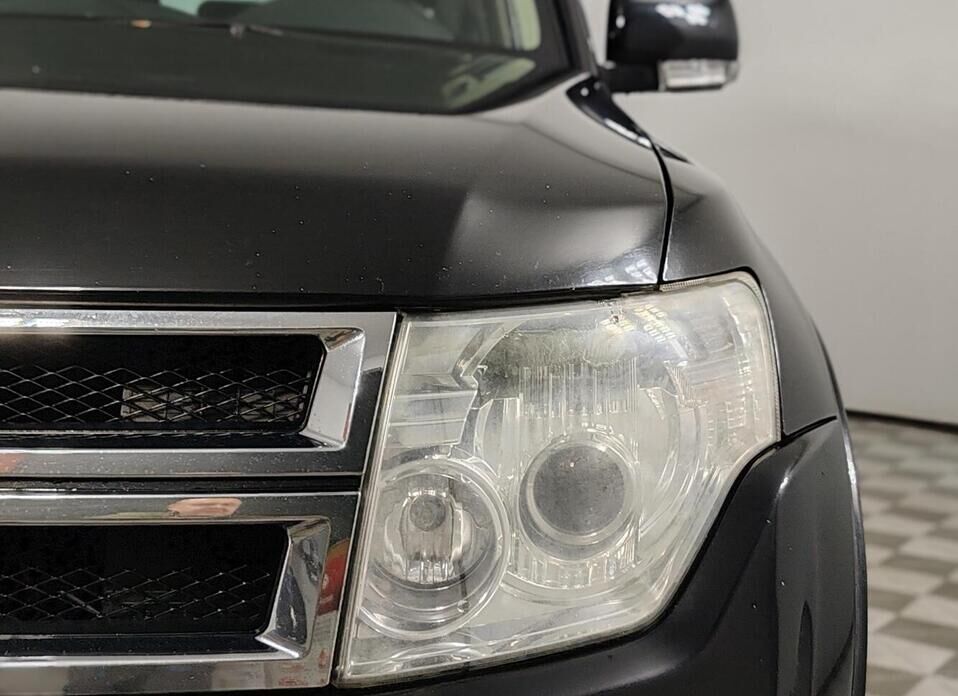 Mitsubishi Pajero, IV Рестайлинг 1 3.0 AT (178 л.с.) 4WD