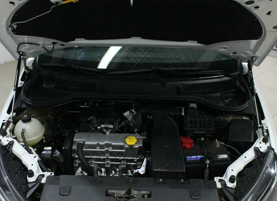 LADA (ВАЗ) Vesta 1.6 MT (90 л.с.)