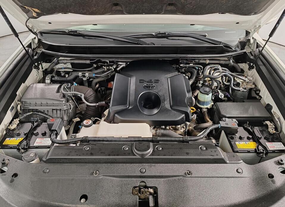 Toyota Land Cruiser Prado, 150 Series Рестайлинг 3 2.8d AT (200 л.с.) 4WD