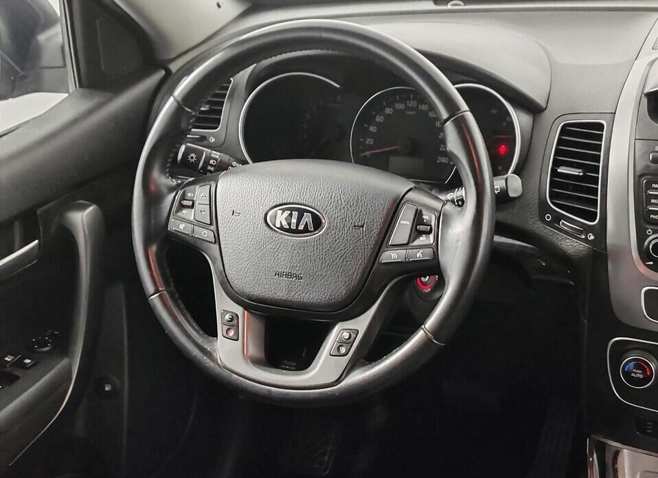 Kia Sorento, II Рестайлинг 2.4 AT (175 л.с.) 4WD