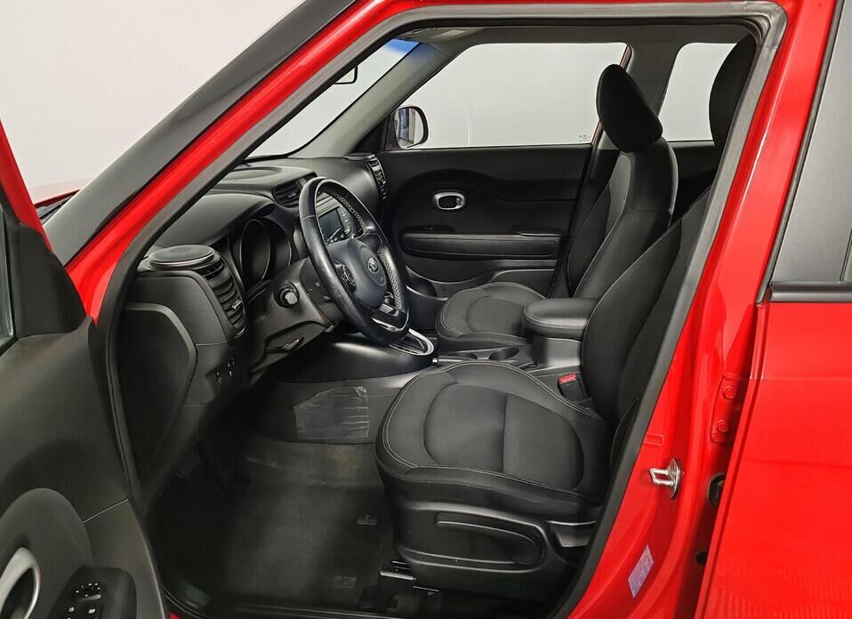 Kia Soul, II Рестайлинг 1.6 AT (124 л.с.)