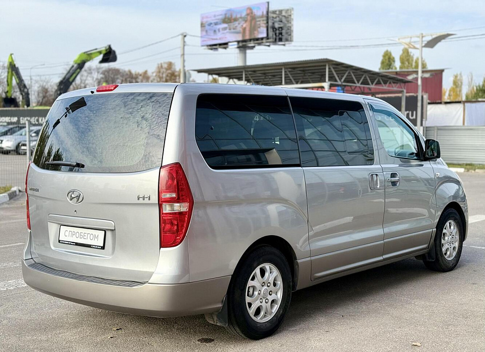 Hyundai H-1, II 2.4 AT (173 л.с.)