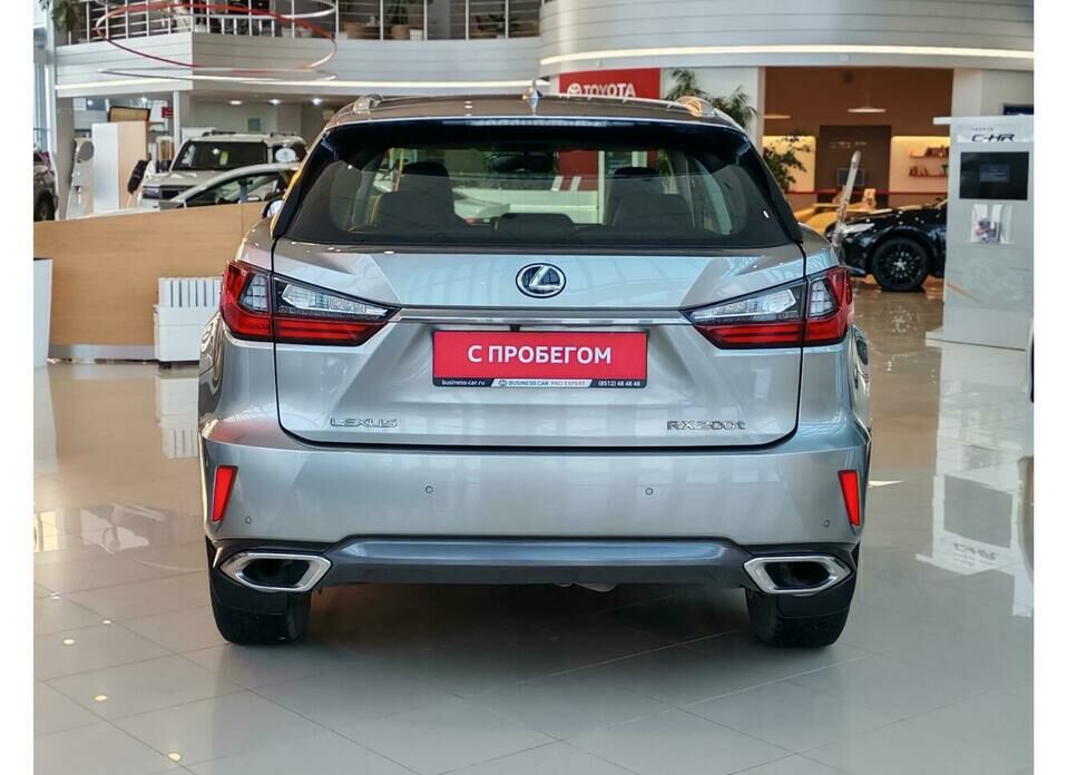 Lexus RX 200t 2.0 AT (238 л.с.) 4WD