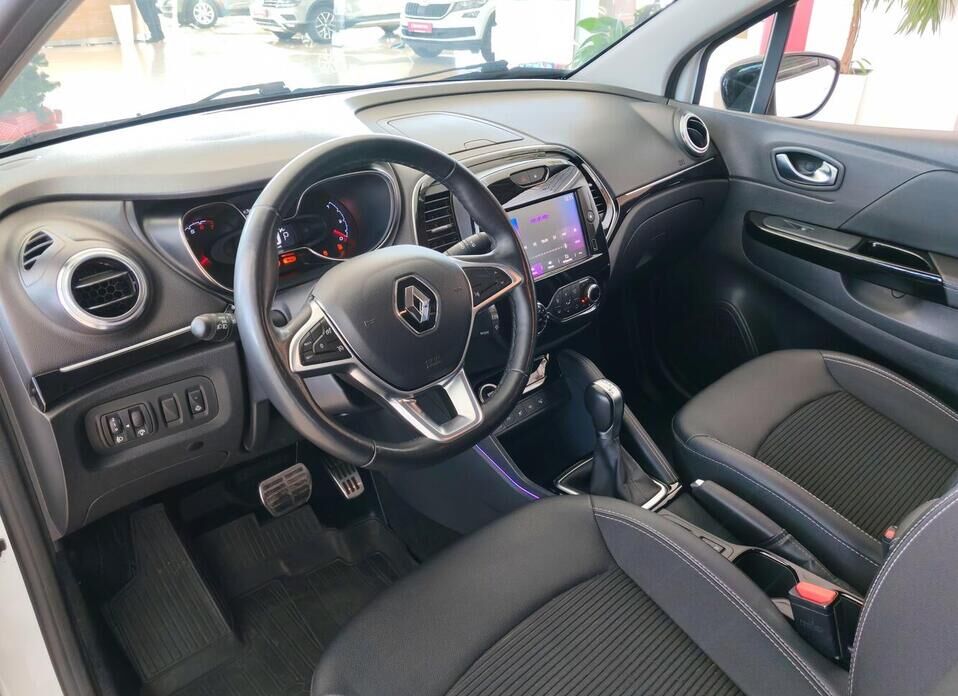 Renault Kaptur, I Рестайлинг 1.6 CVT (114 л.с.)