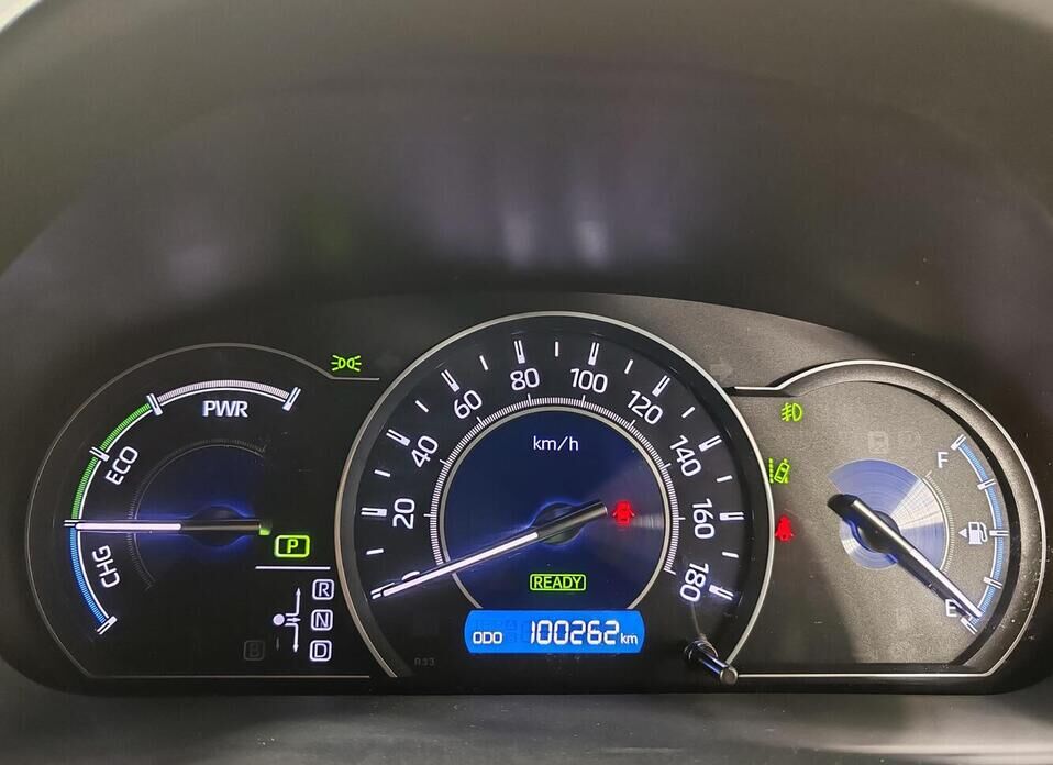 Toyota Voxy, III (R80) 1.8hyb CVT (99 л.с.)